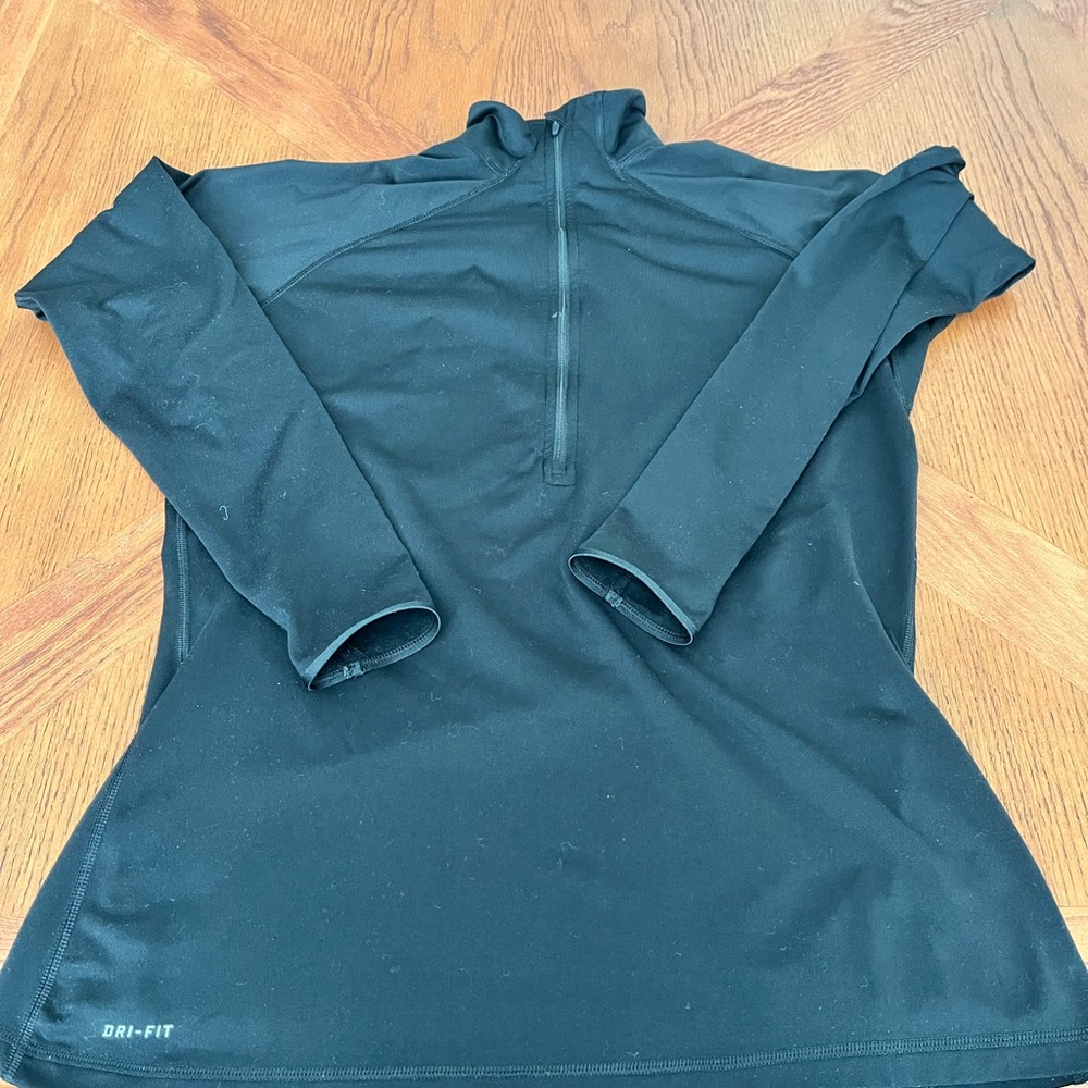 Nike Dri-Fit Women's Black Long Sleeve Pullover
